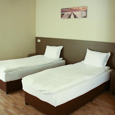 Guest House Central Kŭrdzhali المظهر الخارجي الصورة