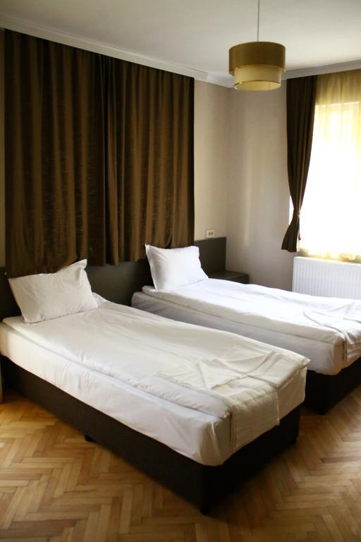 Guest House Central Kŭrdzhali المظهر الخارجي الصورة